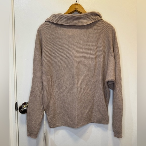 Cyrus Tan Cowl Neck Sweater with Relaxed Fit Women’s Size Small - Picture 2 of 12